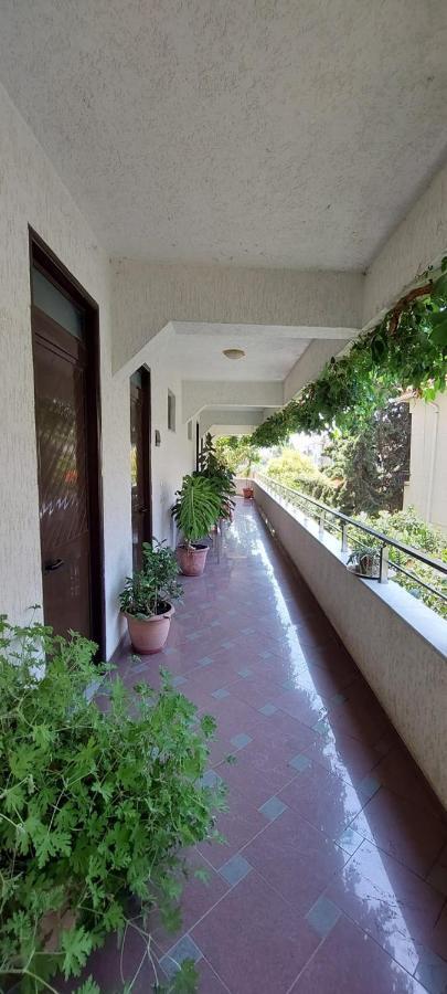 Villa Madani Durrës Eksteriør billede