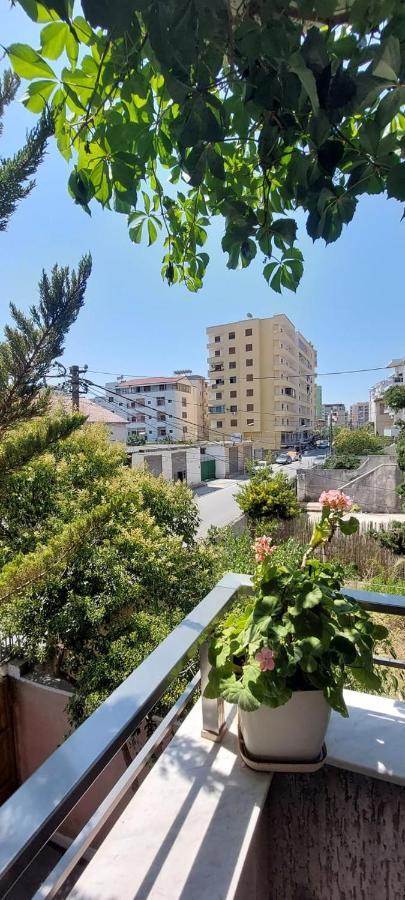Villa Madani Durrës Eksteriør billede
